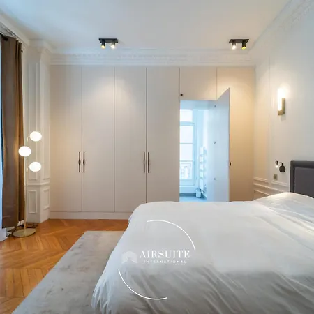 Luxury Haussmann 4br By Airsuite