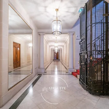 Luxury Haussmann 4br By Airsuite 아파트 *