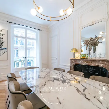 Luxury Haussmann 4br By Airsuite
